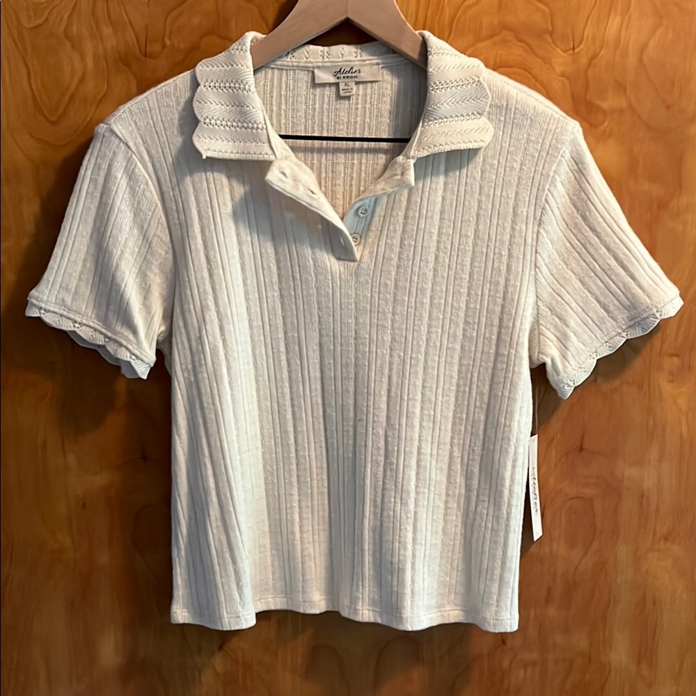 🌸🎉 5 for $20!! 🎉🌸 Atelier by Kirious Cream Ribbed Crop Polo Shirt
